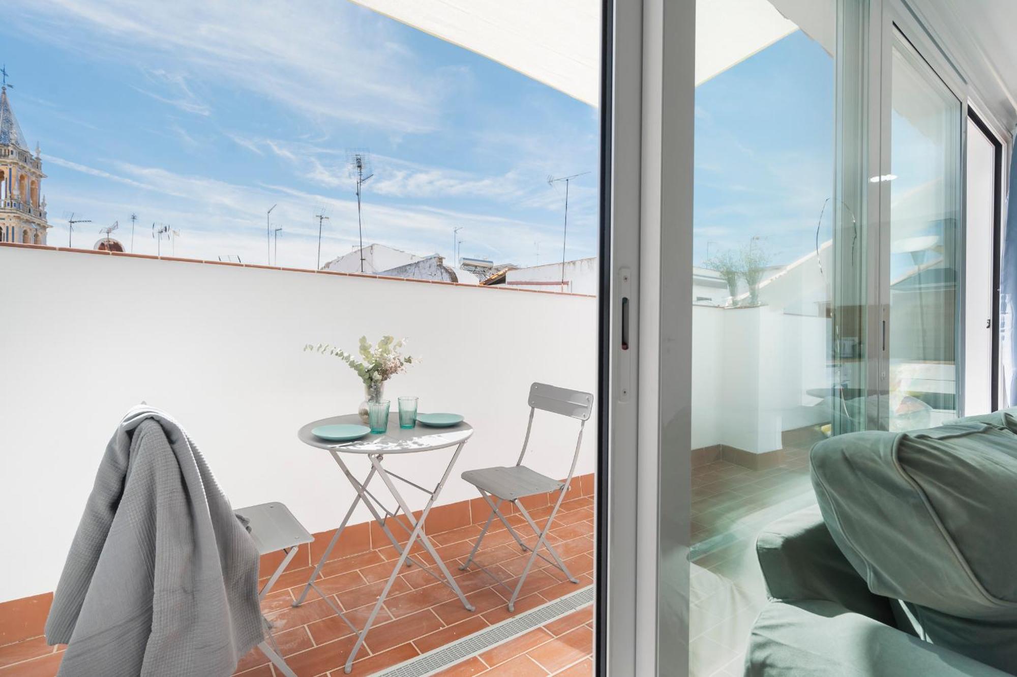 Anfitrion Triana 3 Appartement Sevilla Buitenkant foto