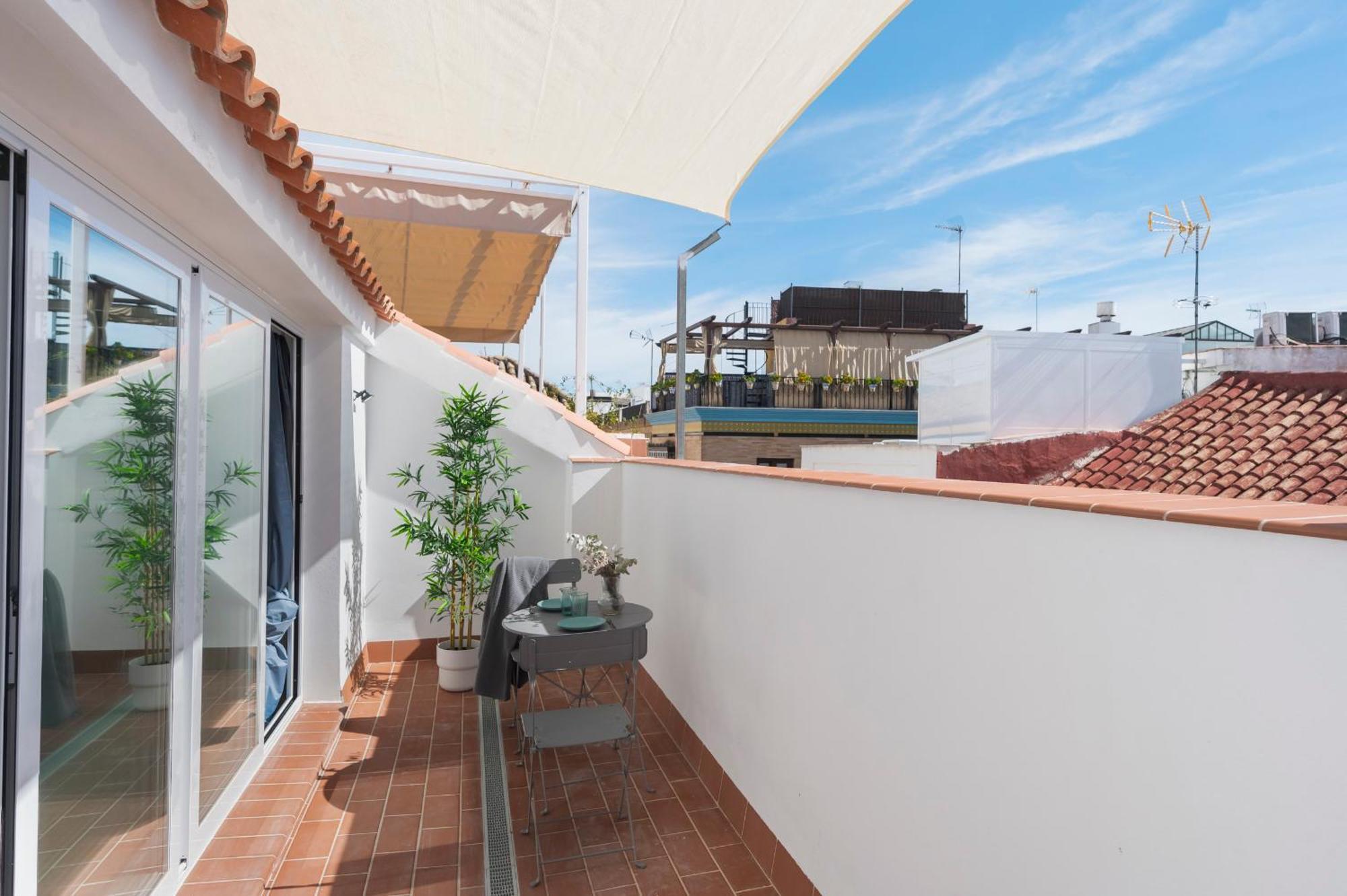 Anfitrion Triana 3 Appartement Sevilla Buitenkant foto